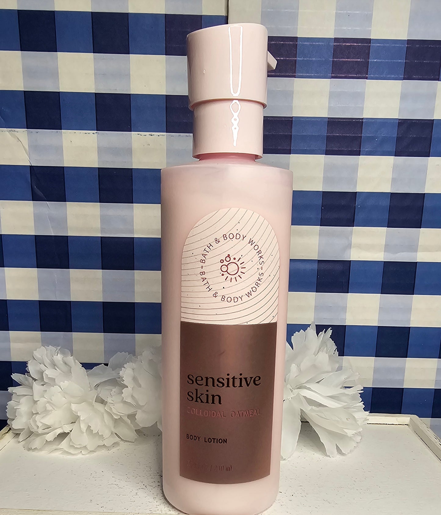 Bath and Body Works Sensitive Skin Colloidal Oatmeal Body Lotion 7.8 fl oz