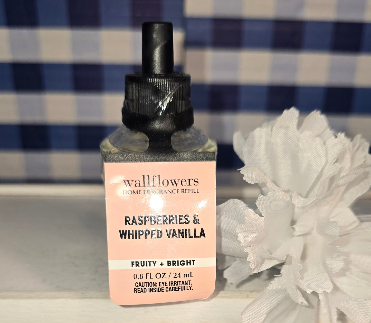 Bath and Body Works Wallflowers Raspberries and Whipped Vanilla Home Fragrance Refill