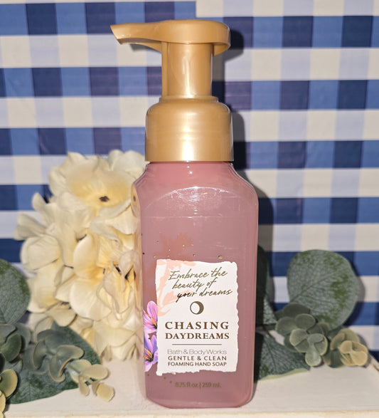 New Bath and Body Works Chasing Daydreams Foaming Hand Soap.