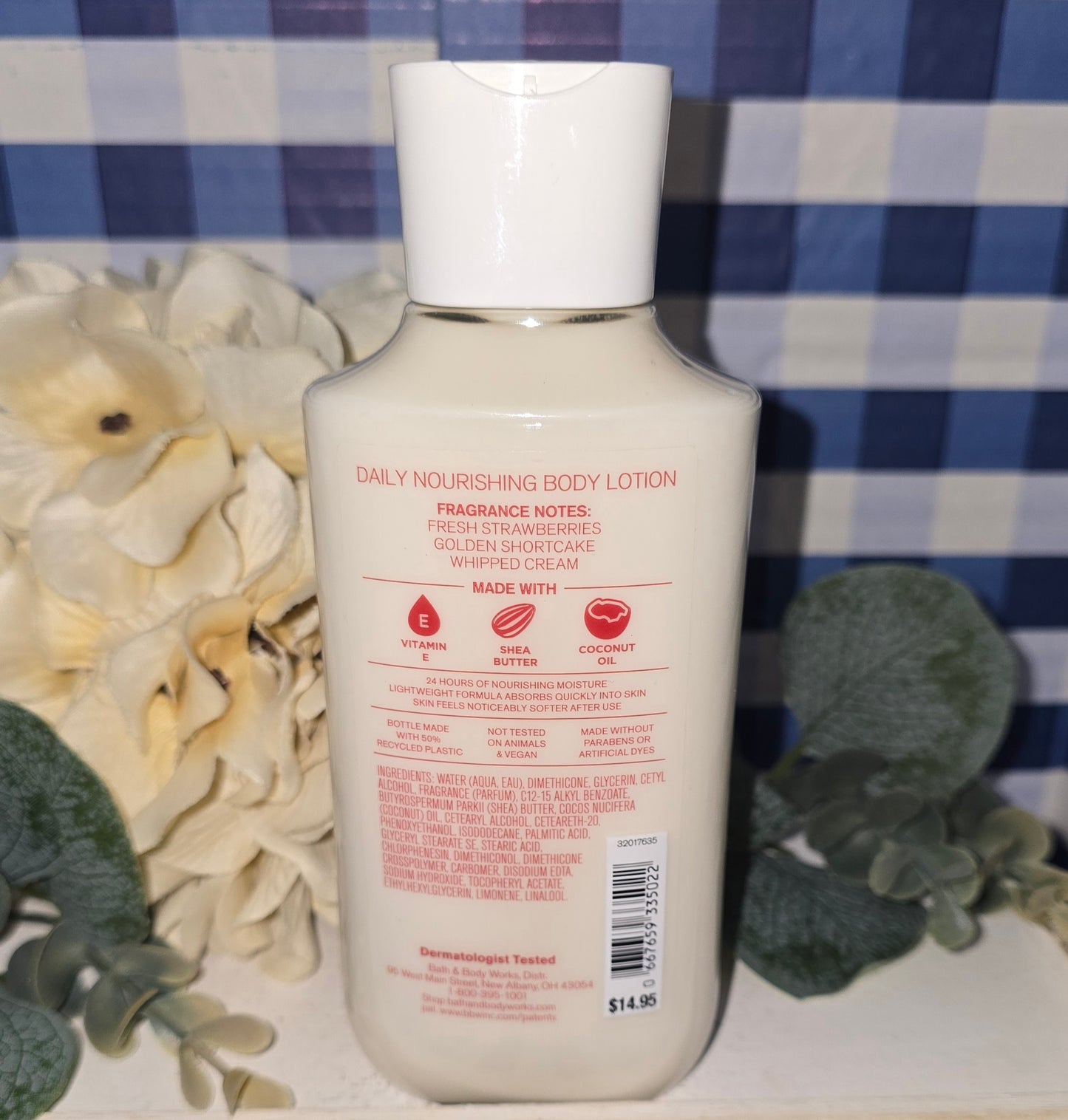 Bath & Body Works Strawberry Pound Cake Body Lotion- Nourishing 8 fl oz